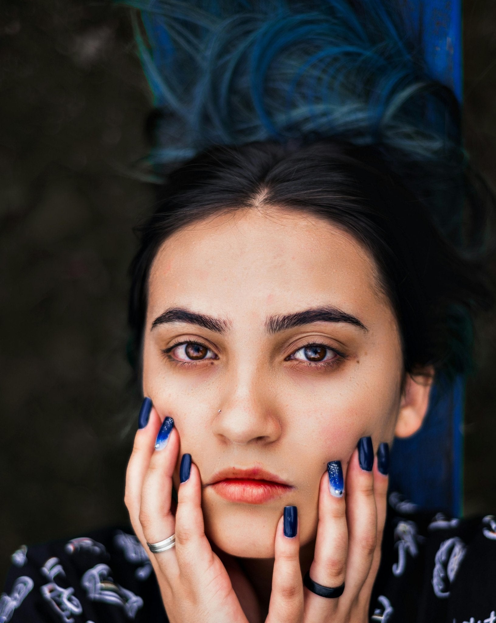 Having Trouble with Gel Nails at Home? Discover Effective Solutions - Ambedo Beauty