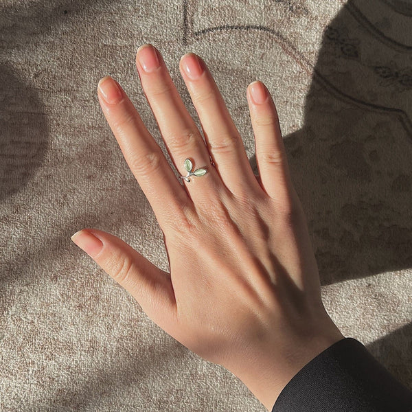 Shellac vs Gel vs BIAB vs Acrylic vs SNS: The Ultimate Guide