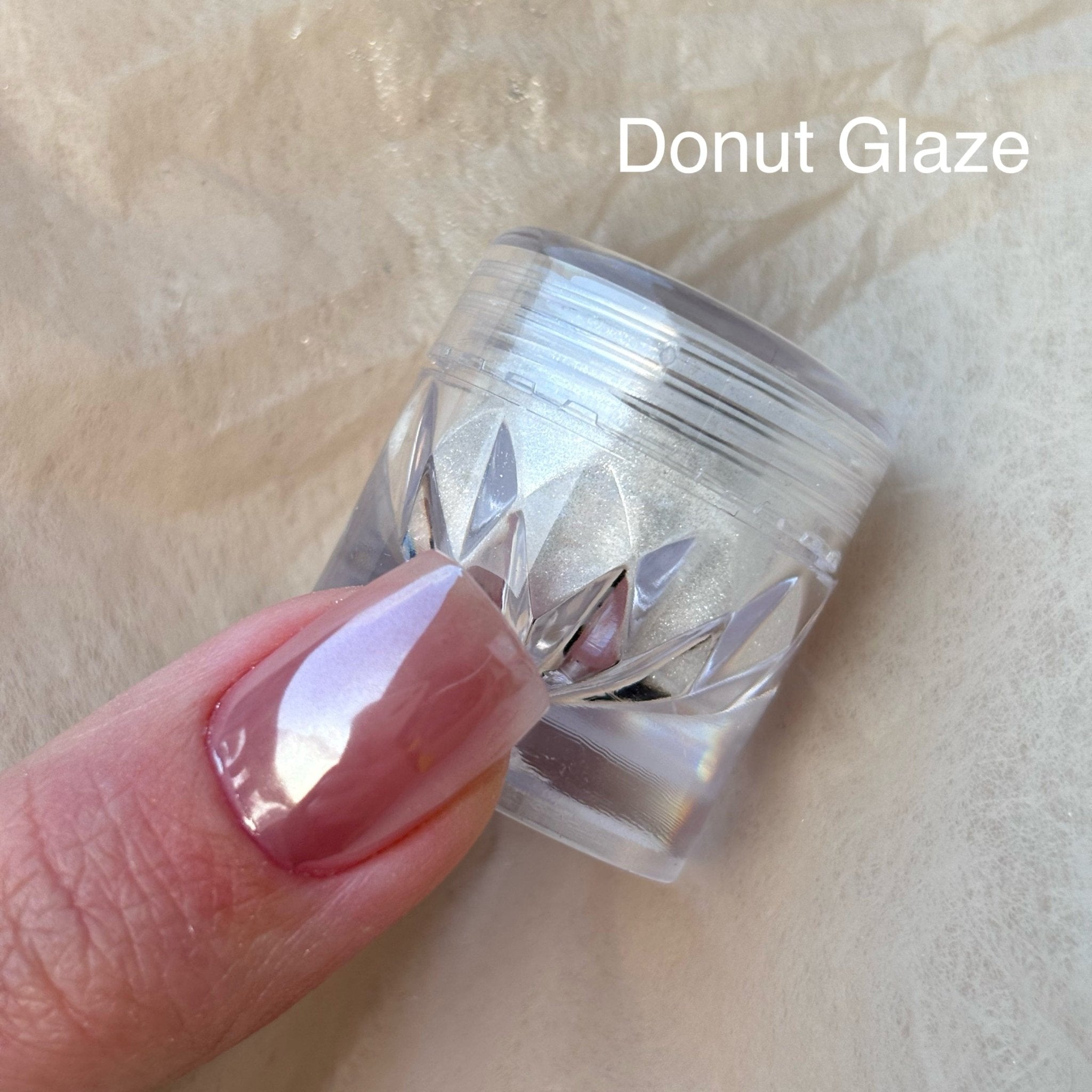 Pearlescent Glazed Chrome Nail Powder - Ambedo Beauty
